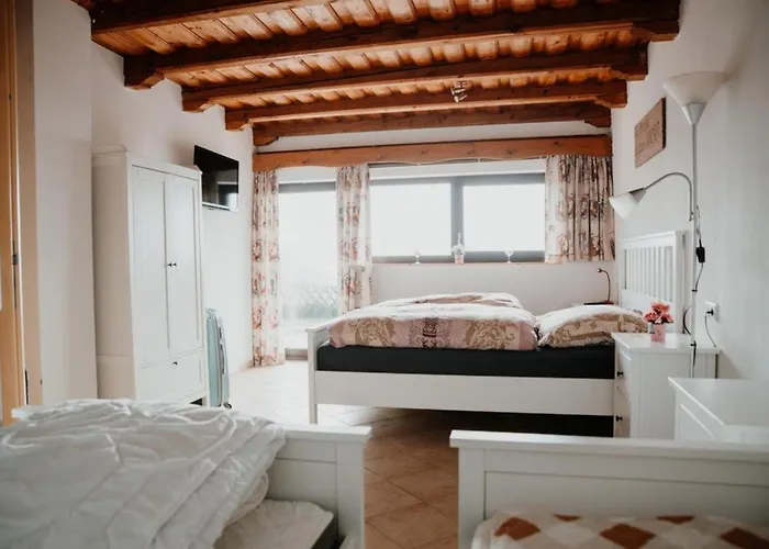 Berghuette Inntalblick * Erlerberg