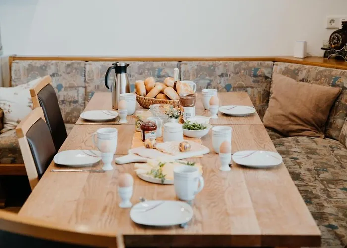 Feriehus Berghuette Inntalblick *